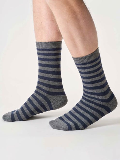 Thought Cotton Walker Socks UK 7-11 [duplicate]